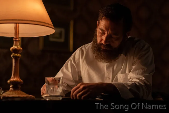 Кадр из фильма Песня имен