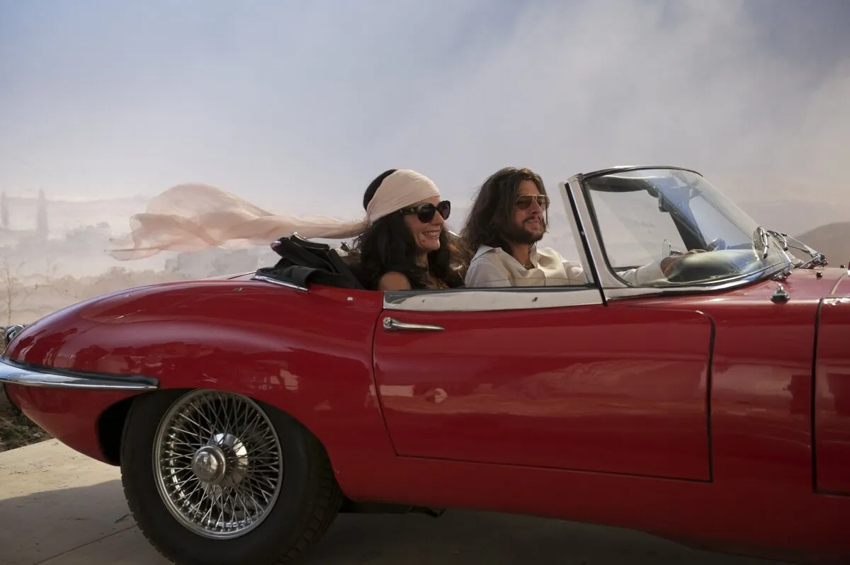 Кадр из фильма Цыпленок с черносливом