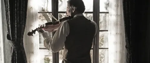 Кадр из фильма Цыпленок с черносливом