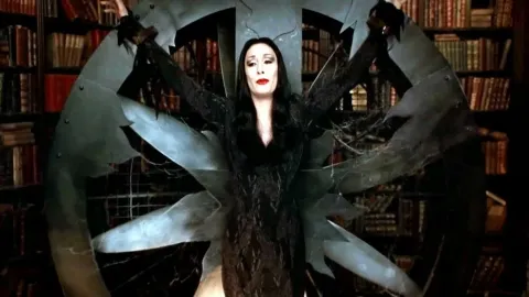 Кадр из фильма Семейка Аддамс