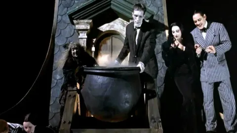 Кадр из фильма Семейка Аддамс