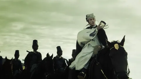 Кадр из фильма Врата дракона