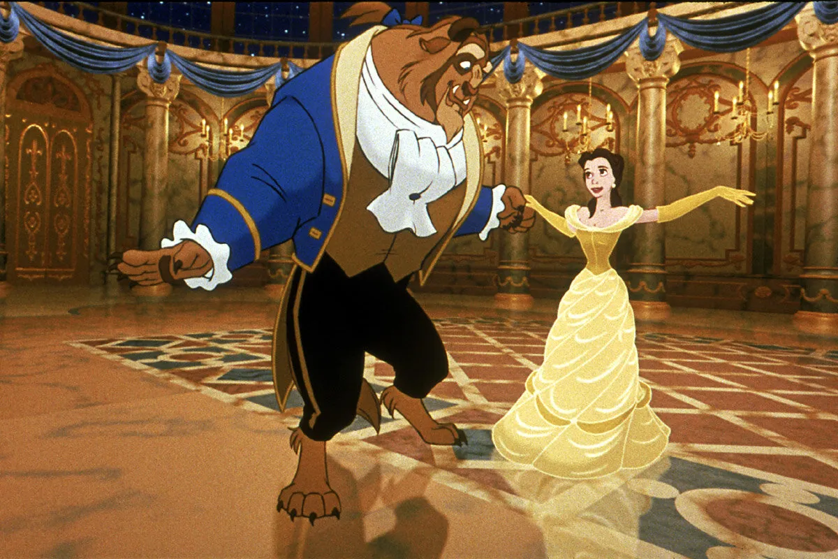 Кадр из фильма Красавица и чудовище
