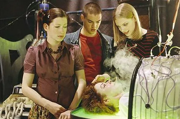 Кадр из фильма Злая наука