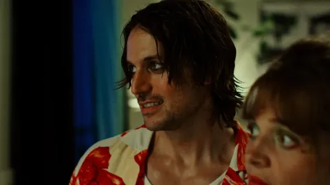 Кадр из фильма Девушки на балконе