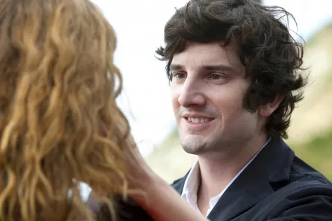 Кадр из фильма Любовь живет три года