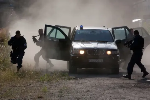 Кадр из фильма Добыча