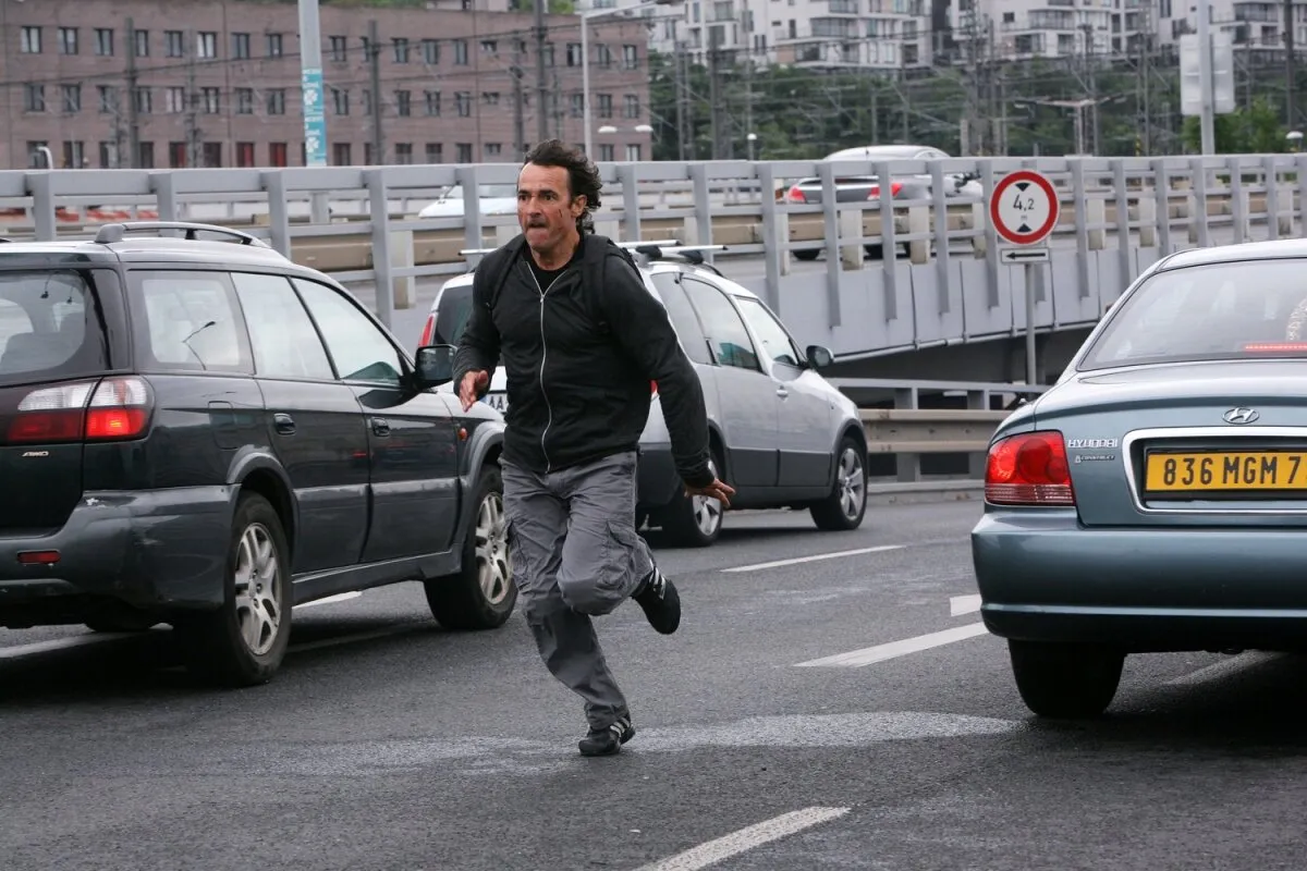 Кадр из фильма Добыча