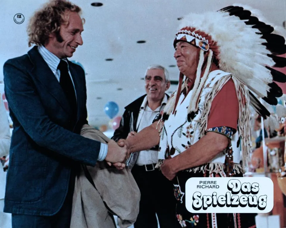 Кадр из фильма Игрушка