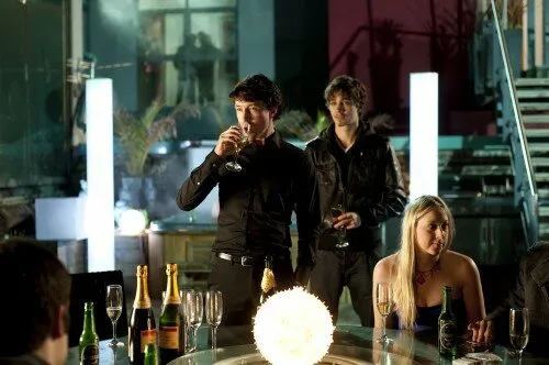 Кадр из фильма Любовь/Ненависть