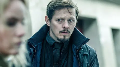 Кадр из фильма Мост