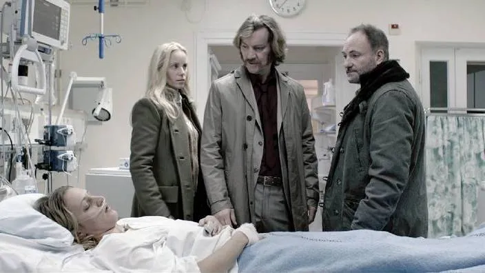 Кадр из фильма Мост