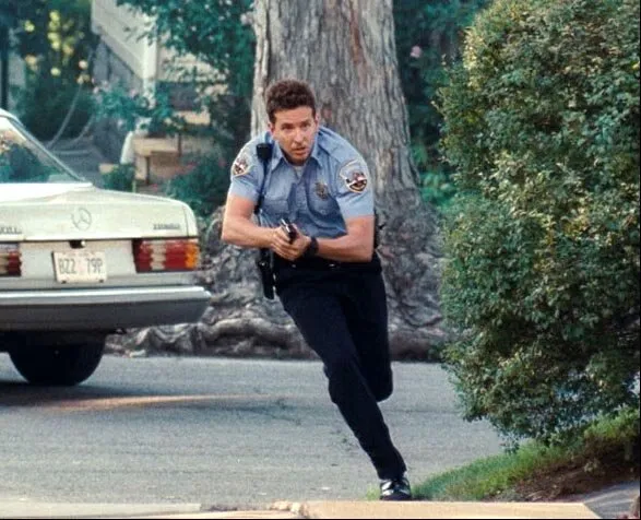 Кадр из фильма Место под соснами