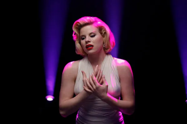 Кадр из фильма Жизнь как шоу