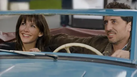 Кадр из фильма Любовь с препятствиями