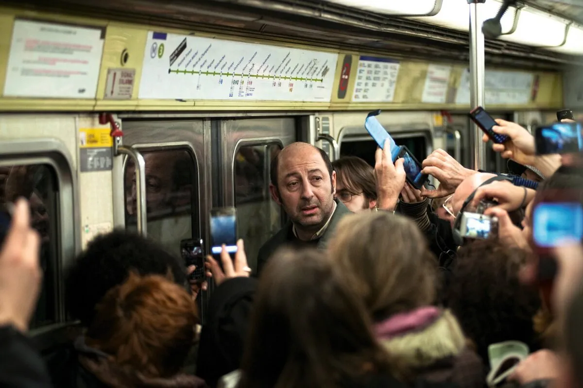 Кадр из фильма Суперстар