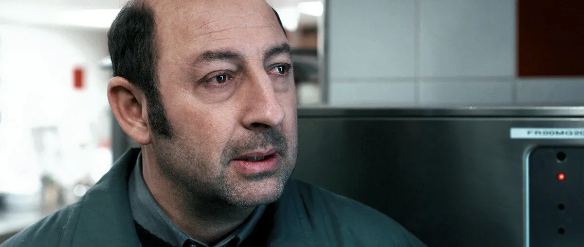 Кадр из фильма Суперстар