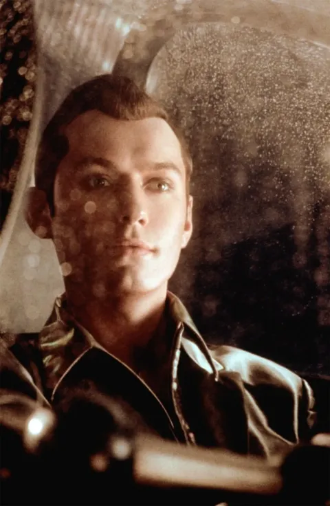 Кадр из фильма Искусственный разум