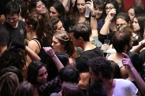 Кадр из фильма Три метра над уровнем неба: Я тебя хочу