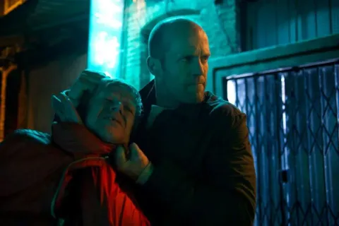 Кадр из фильма Эффект колибри