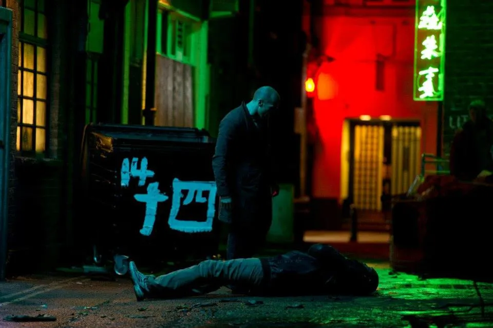 Кадр из фильма Эффект колибри