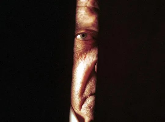 Кадр из фильма Окно напротив