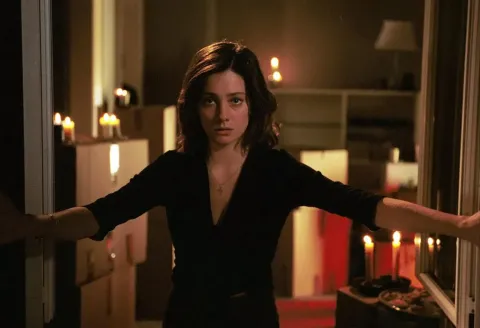 Кадр из фильма Окно напротив