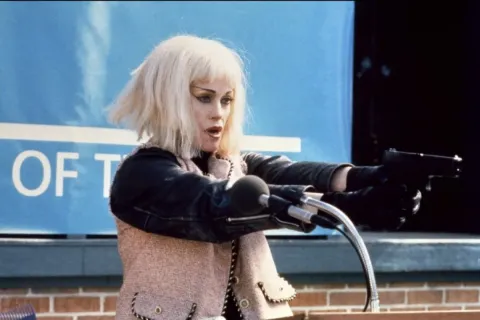 Кадр из фильма Безумный Сесил Б.