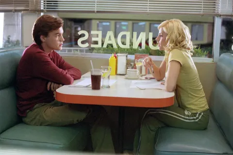 Кадр из фильма Соседка