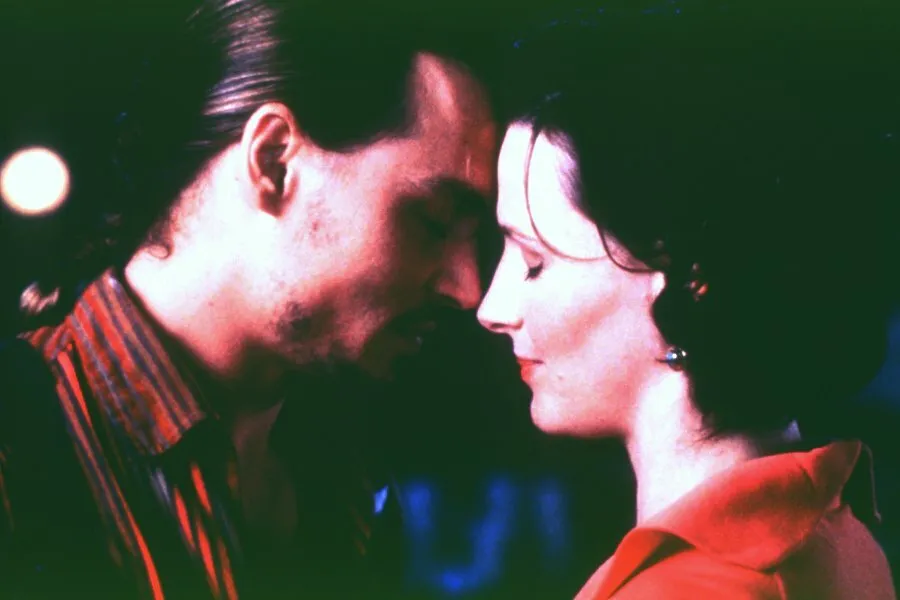 Кадр из фильма Шоколад