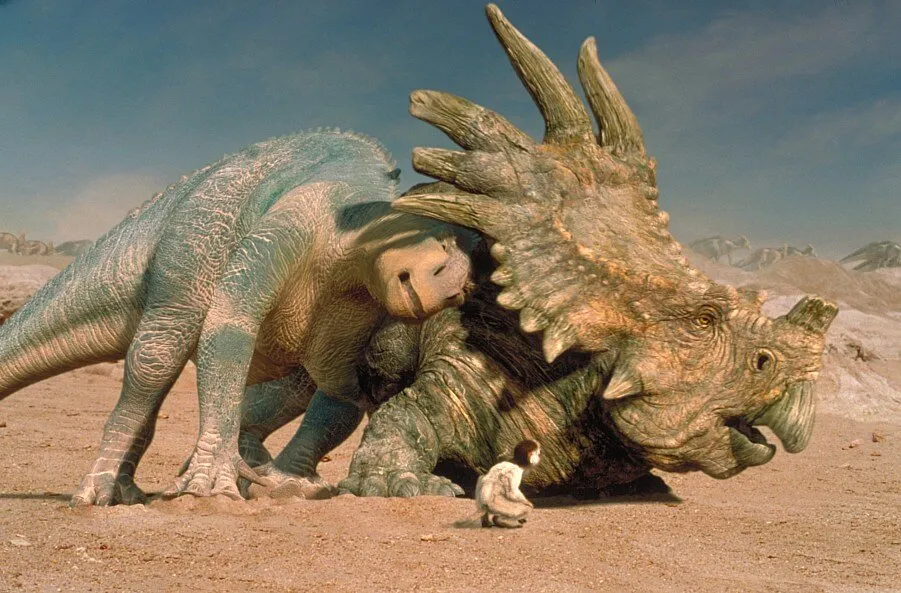 Кадр из фильма Динозавр