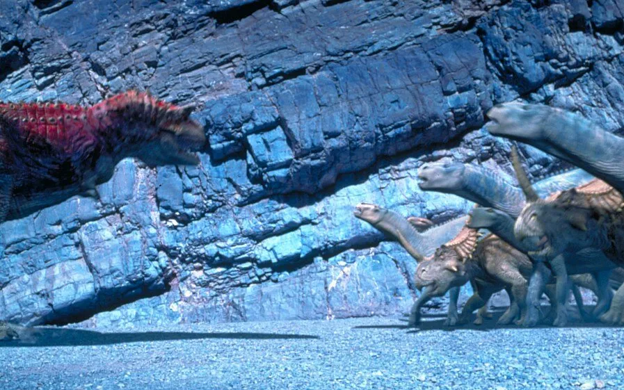 Кадр из фильма Динозавр