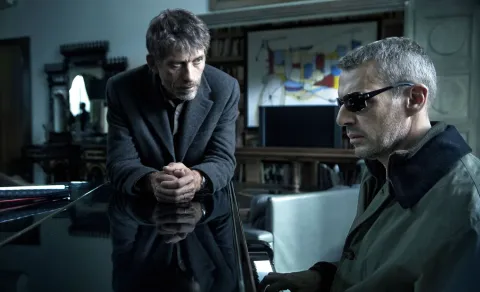 Кадр из фильма Слепой