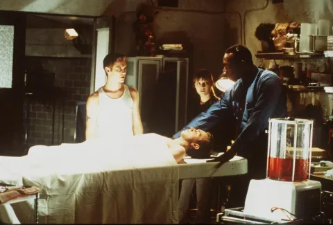 Кадр из фильма Пункт назначения