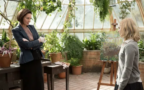 Кадр из фильма Дальше по коридору