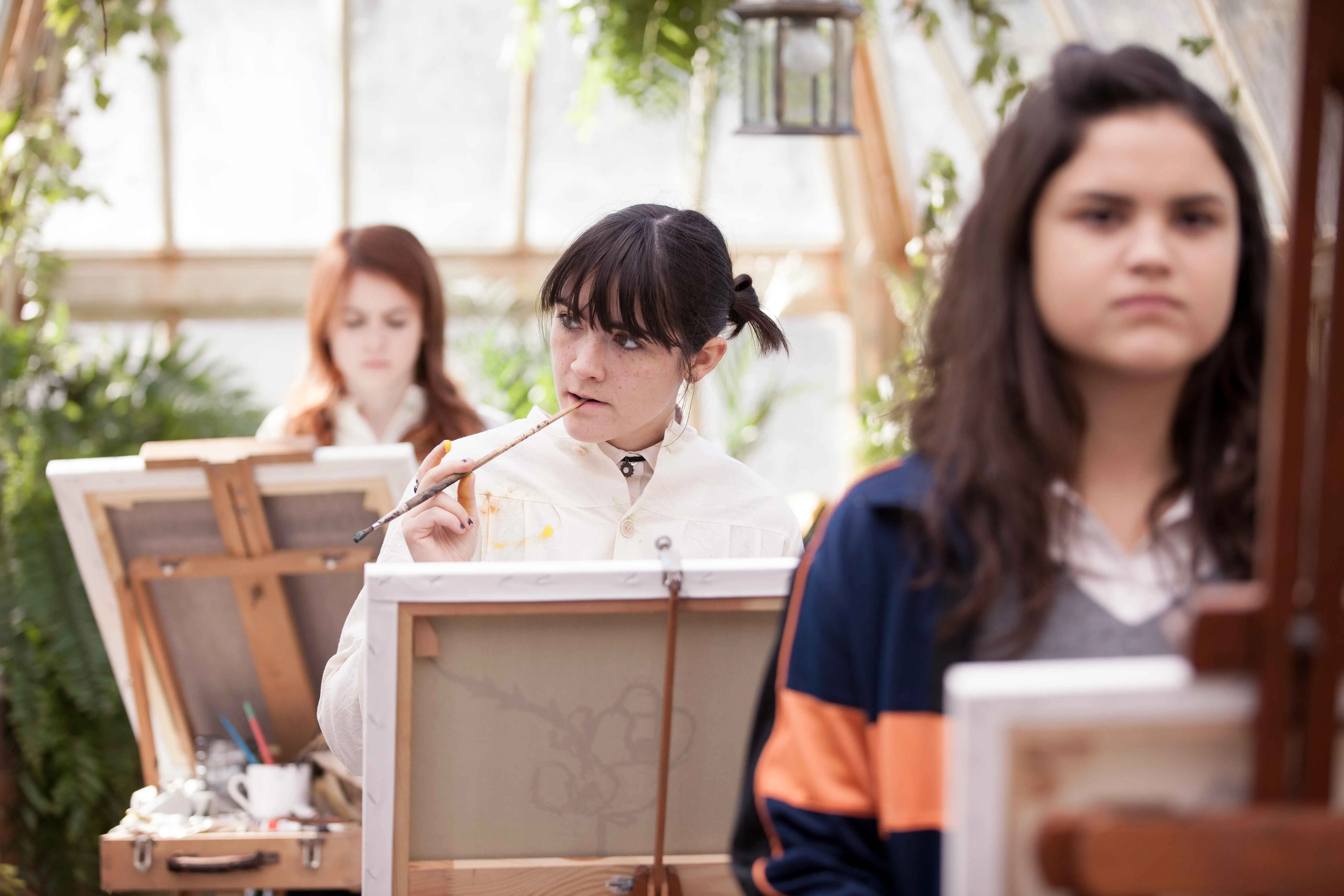 Кадр из фильма Дальше по коридору