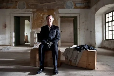 Кадр из фильма Лучшее предложение