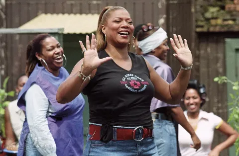 Кадр из фильма Парикмахерская 2: Снова в деле