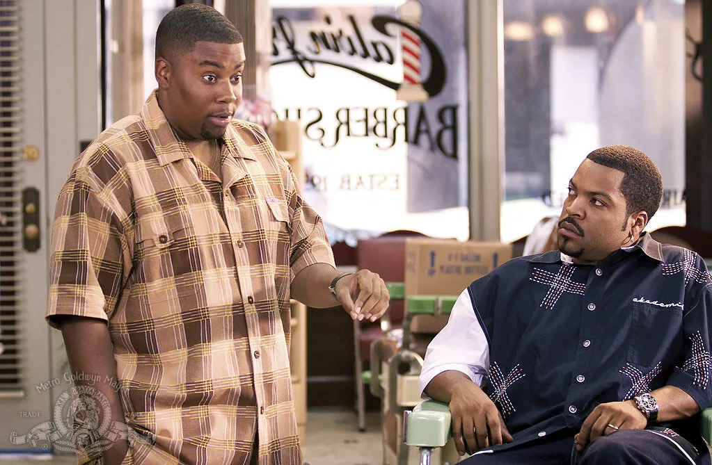 Кадр из фильма Парикмахерская 2: Снова в деле