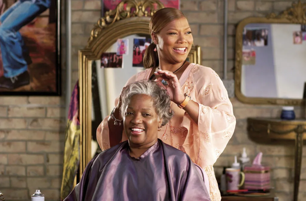 Кадр из фильма Парикмахерская 2: Снова в деле