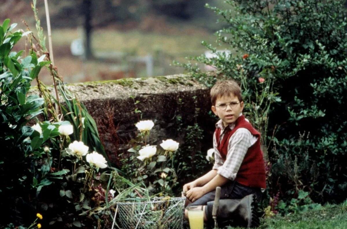 Кадр из фильма Четверо похорон и одна свадьба