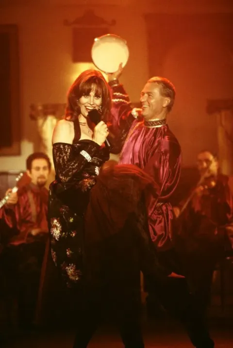 Кадр из фильма Сердцеедки