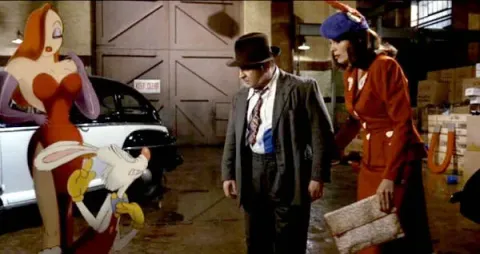 Кадр из фильма Кто подставил кролика Роджера