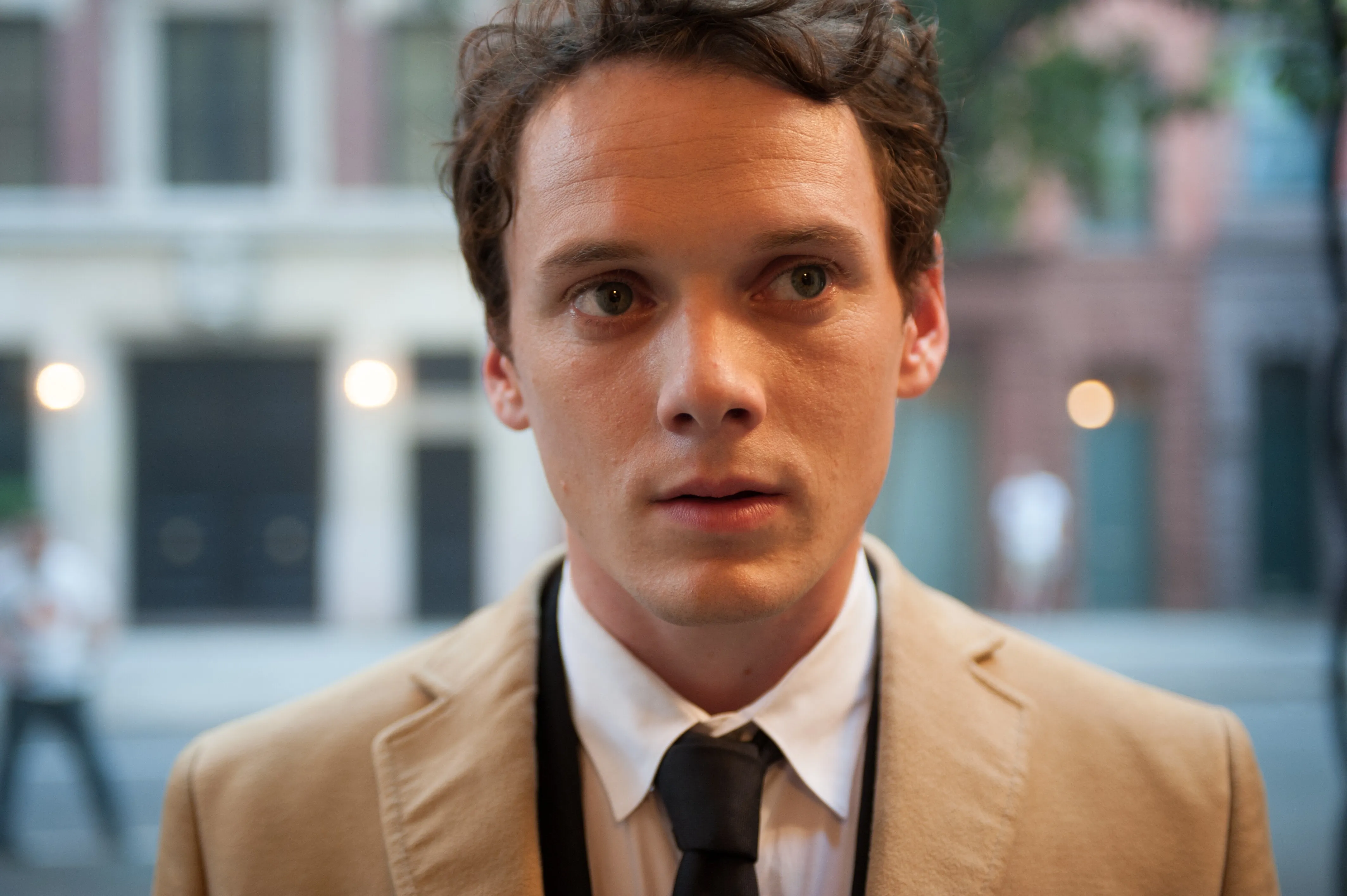 Кадр из фильма С 5 до 7. Время любовников