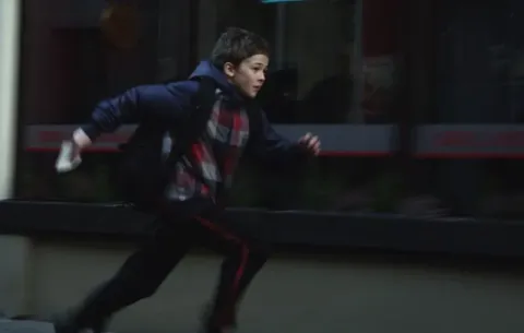 Кадр из фильма Мама, я люблю тебя