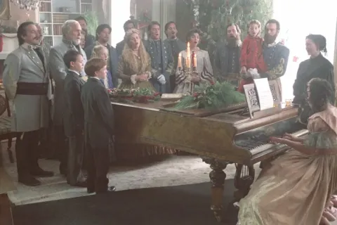 Кадр из фильма Боги и генералы