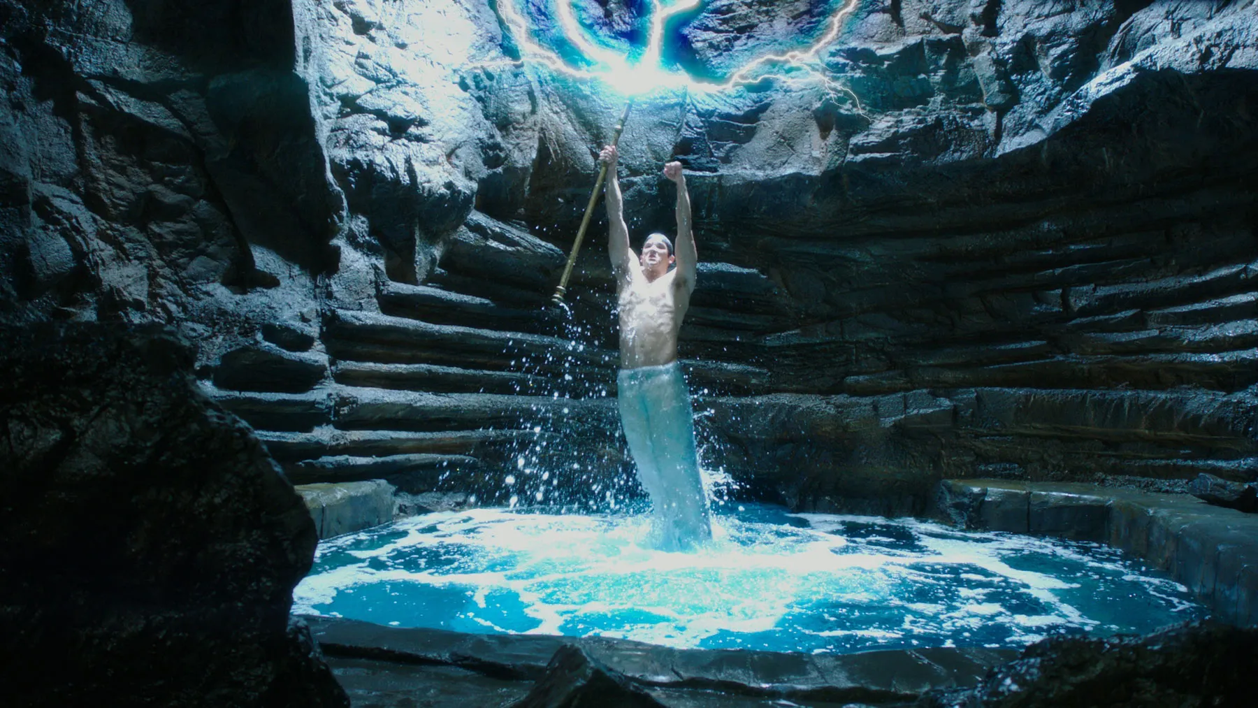 Кадр из фильма Тайны острова Мако