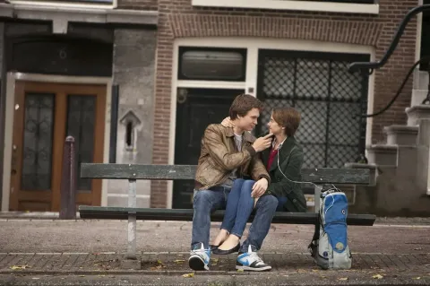 Кадр из фильма Виноваты звезды