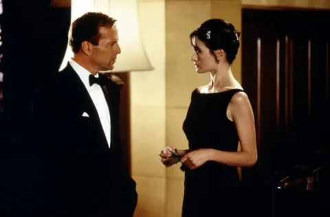 Кадр из фильма Малыш