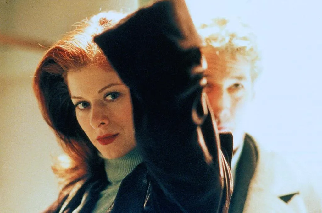 Кадр из фильма Человек-мотылек